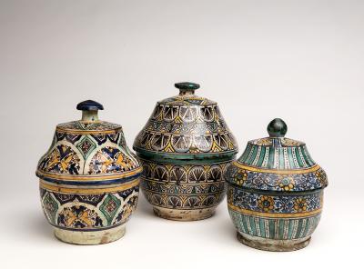 2-MOIFA_Espinar_14:  Jobbanas (soup tureens) (Morocco), 19th century, ceramic. Photo: Addison Doty 