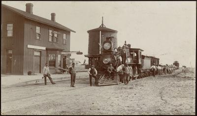 19-NMHM-Railroads-Railroad depot Engle NM